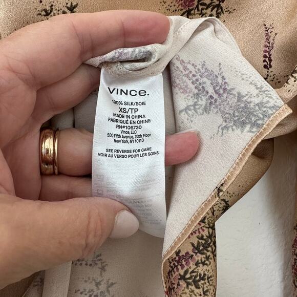 NWT VINCE WISTERIA MOCK NECK BLOUSE SIZE XS - Picture 9 of 10